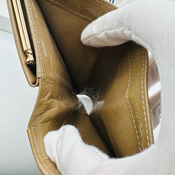 Yves Saint Laurent Tan Wallet - Vintage - Picture 7 of 9